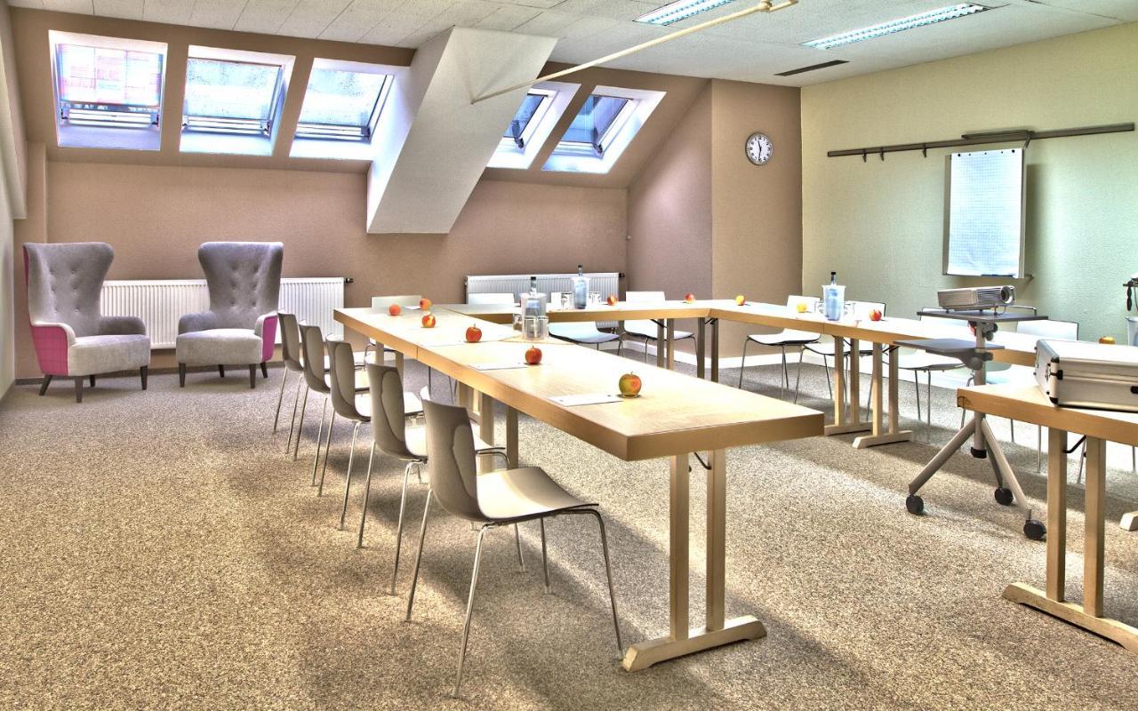 Landhotel 3Kronen Adelsdorf Luaran gambar