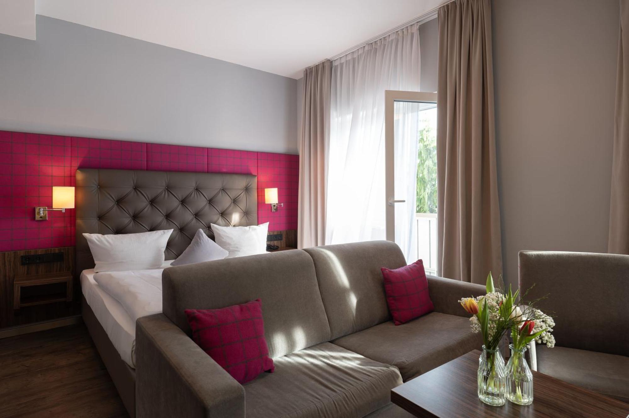 Landhotel 3Kronen Adelsdorf Luaran gambar