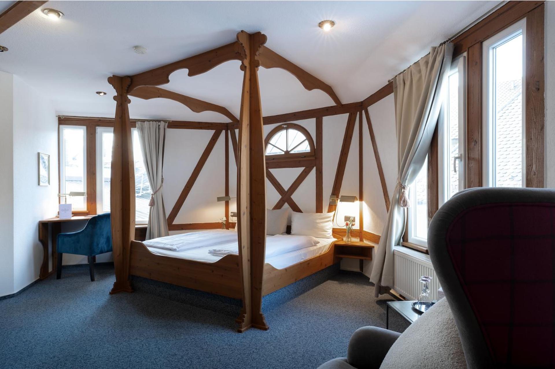 Landhotel 3Kronen Adelsdorf Luaran gambar